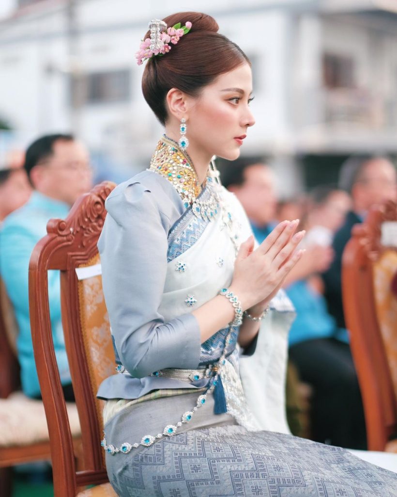 รวมภาพ ใบเฟิร์น สวยออร่าในชุดไทย เป็นนางสงกรานต์-นางรำ เป็นทุกอย่างเเล้ว