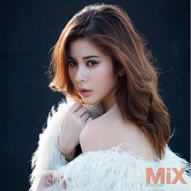 เก้า สุภัสสรา เซ็กซี่ใสใส สไตล์ MIX MAGAZINE